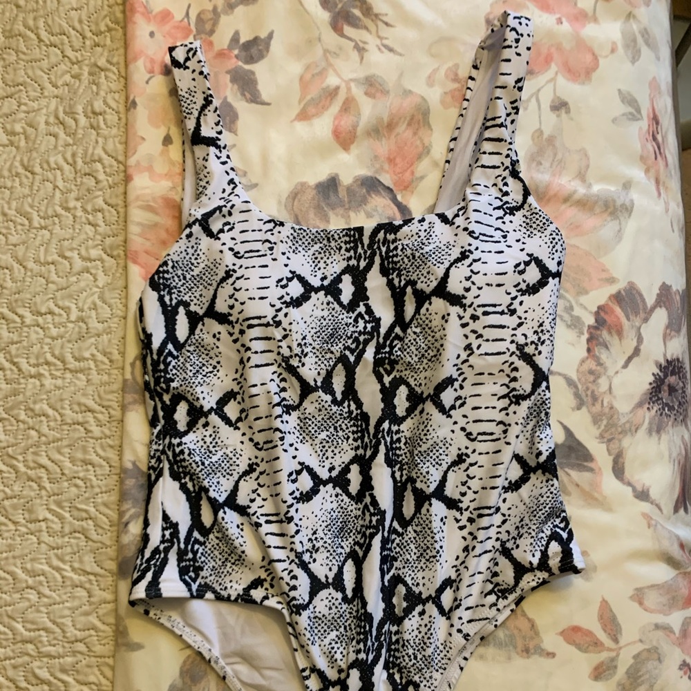 Snake skin one piece swim